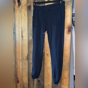 Zyia joggers